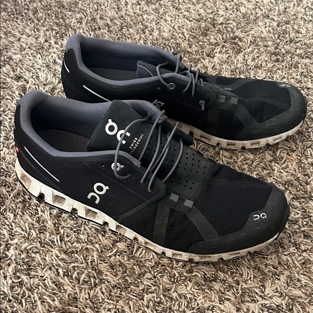 On Running Men's Black and White Athletic Shoes